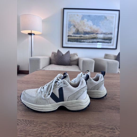 Veja Shoes - Veja Off-White and Navy Sneakers